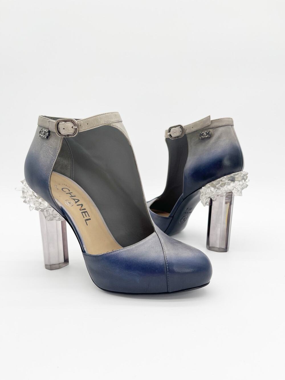 Chanel Fall 2012 Runway Navy Silver Ombre Leather Lucite Ice Crystal Heels EU 37